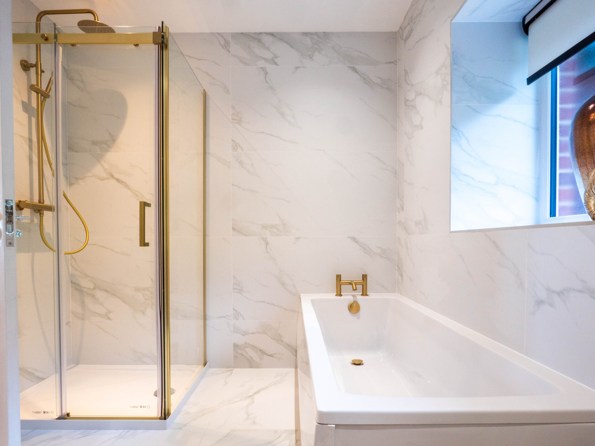 luxury bathroom